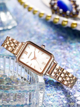 Ladies luxury Vintage Quartz Watch