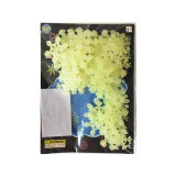 50pcs 3D Snowflake Luminous Wall Sticker Fluorescent Glow In The Dark Wall Decal For Homw Kids Room Bedroom Christmas Decor