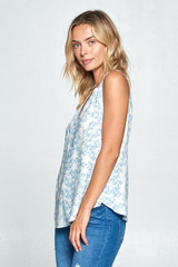 Print V-neck Sleeveless Top