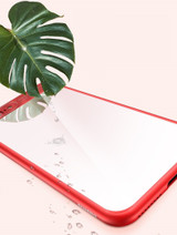 The Mirror iPhone 7 / 7plus Case Makes Sure You Always Look Your Best