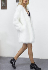 White Pockets V-neck Long Sleeve Fashion Faux Fur Coat