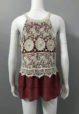 Red Patchwork Lace Ruffle Round Neck Fashion Vest