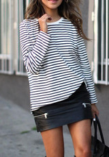 White-Black Striped Round Neck Long Sleeve Fashion T-Shirt