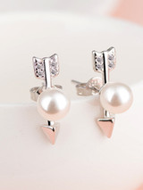 Casual Arrow Shape Pearl Earring Casual Arrow Shape Pearl Earring