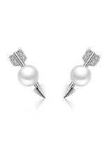 Casual Arrow Shape Pearl Earring Casual Arrow Shape Pearl Earring