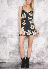 Black Floral Sashes Condole Belt V-neck Mini Dress