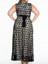 Casual Gorgeous Hollow Out Lace Round Neck Plus Size Maxi Dress