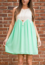 Casual Light Green Patchwork Lace Pleated Round Neck Sleeveless Mini Dress