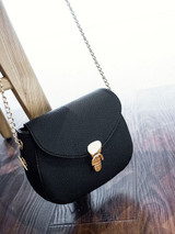 Casual Gold Chain Basic Crossbody Bag