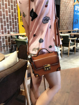 Casual Rivet Gradient Pu Crossbody Bag