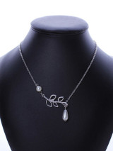 Casual Hollow Leaves Faux Pearl Necklace