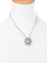 Casual Floral Shape Crystal Pendant Necklace