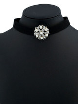 Casual Carved Faux Pearl Choker Necklace