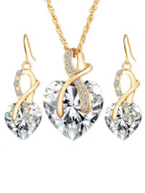 Casual Heart-Shaped Austria Crystal Necklace And Earring Casual Heart-Shaped Austria Crystal Necklace And Earring