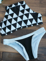 Casual Black White Geometric Halter Bikini
