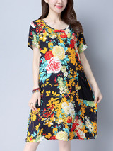 Casual Round Neck Decorative Button Printed Shift Dress With Patch Pocket