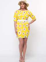Casual Daisy Printed Half Sleeve Plus Size Bodycon Dress