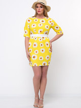 Casual Daisy Printed Half Sleeve Plus Size Bodycon Dress