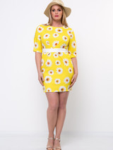 Casual Daisy Printed Half Sleeve Plus Size Bodycon Dress