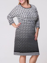 Casual Round Neck Geometric Printed Plus Size Shift Dress