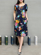 Casual Floral Printed Round Neck Slit Pocket Shift Dress Casual Floral Printed Round Neck Slit Pocket Shift Dress
