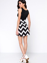 Casual Fancy Zigzag Striped Round Neck Shift Dress