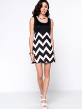 Casual Fancy Zigzag Striped Round Neck Shift Dress