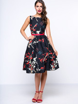 Casual Round Neck Belt Floral Printed Skater Dress