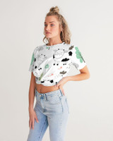 Cute Cow Women's Twist-Front Cropped Tee