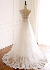 Elegant Tulle Jewel Neckline Full-length A-line Wedding Dresses With Lace Appliques