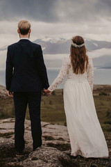 Elegant Long Sleeves Lace Chiffon With Appliques Floor Length Wedding Dress W430