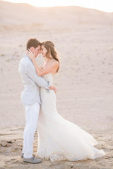 White Sheath Court Train Sweetheart Sleeveless Appliques Tulle Wedding Gown,Wedding Dress W185