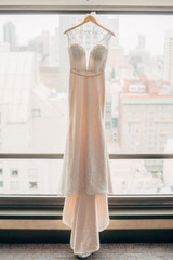 White Sheath Court Train Sweetheart Sleeveless V Back Appliques Wedding Gown,Wedding Dress W187