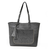 young lady
 Messenger Bags With hanging thread maximum amount young lady
 Bags Shoulder Tote Bags Famous Designers partial leather Handbags