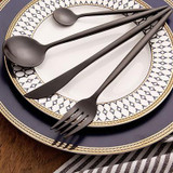 Leno Flatware Set