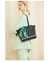 Bag women's retro tote leather handbag shoulder luxury designer high capacity Bag women's retro tote leather handbag shoulder luxury designer high capacity