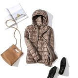 Winter Women Ultralight Thin Down Jacket 90% White Duck Down Hooded Jackets Long Sleeve Warm Coat Parka Female Portable Outwear