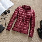 Winter Women Ultralight Thin Down Jacket 90% White Duck Down Hooded Jackets Long Sleeve Warm Coat Parka Female Portable Outwear