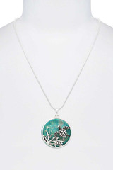 Stylish Sea Turtle Circle Pendant Necklace Stylish Sea Turtle Circle Pendant Necklace