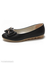 Plain Flat Round Toe Date Comfort Flats