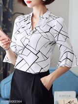 V Neck Printed Bell Sleeve Blouses