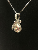 Teardrop crystal pendant - White