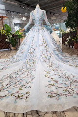 Stunning Long Sleeves Tulle Wedding Dress with Embroidery Bridal Gown W712