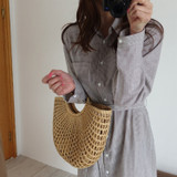 New Beach Portable Simple Moon Hollow Straw Bag