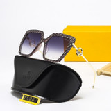 1124Square Gradient Sunglasses