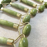 100% Natural   Facial Massage Roller