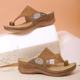 Embroidered Toe Wedge Sandals