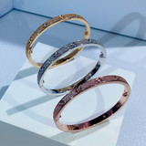 MUSE LOVE BANGLE