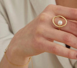 Dainty Pearl Minimalist Ring