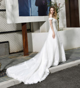 Elegant Women Off the Shoulder Wedding Dress with Train Sweetheart Neckline Lace Appliqued  Princess Bride Gown Robe De Mariage